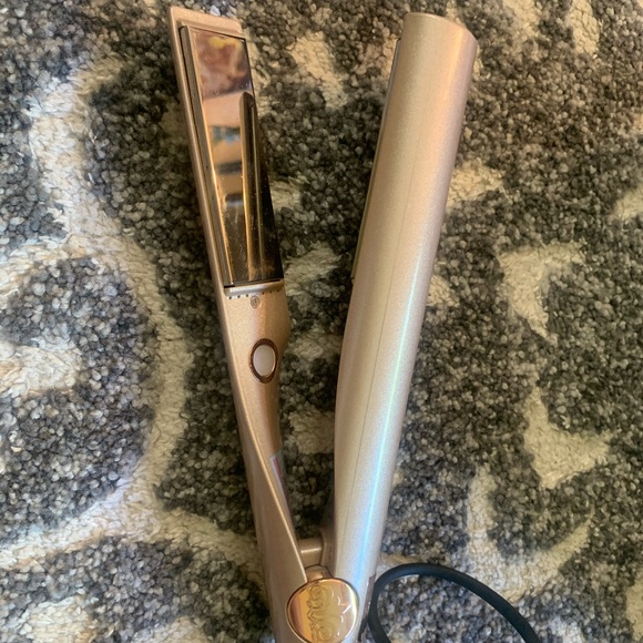 TYME FLAT IRON / CURLING IRON - Picture 2 of 5